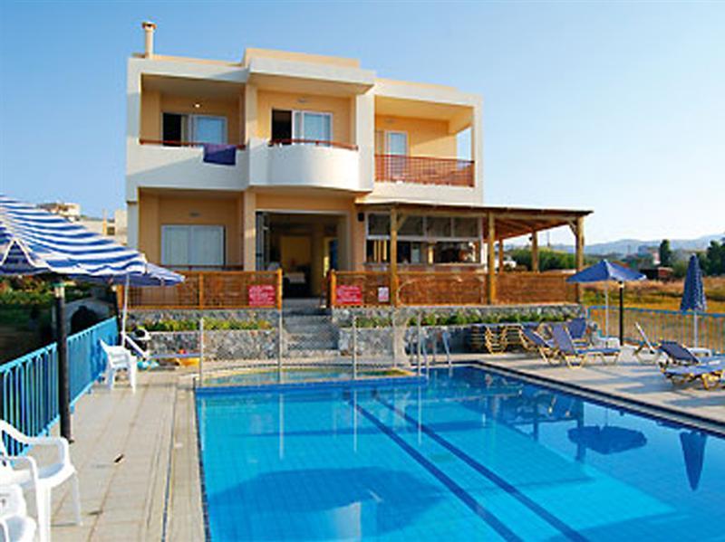 Danaos Beach Apartments Sfáka エクステリア 写真