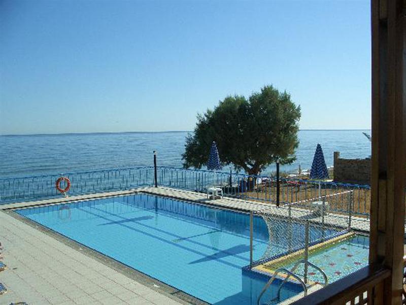 Danaos Beach Apartments Sfáka エクステリア 写真